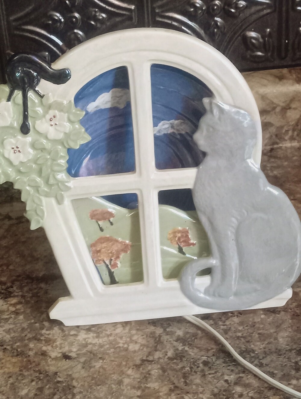 Vtg  Ceramic Cat 3D Lighted Tampa Bay Mold Works Great